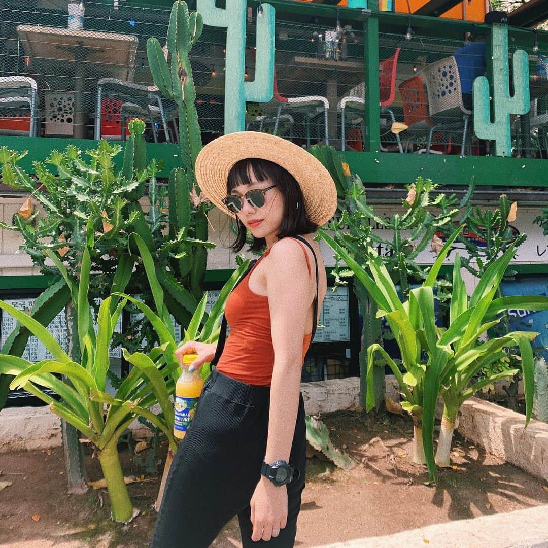 sayocoのインスタグラム：「Hawaiiに来てます🙋‍♀️🏝🌈💗 ・ ・ 1日目は時差ボケと暑さにやられながら お買い物したり、みんなでご飯食べたり 楽しく過ごしました👾💞 ・ ・ 今日はビーチにみんなで行くからワクワク😮💕 ・ ・ #hawaii#waikiki#honolulu#sayo_trip」