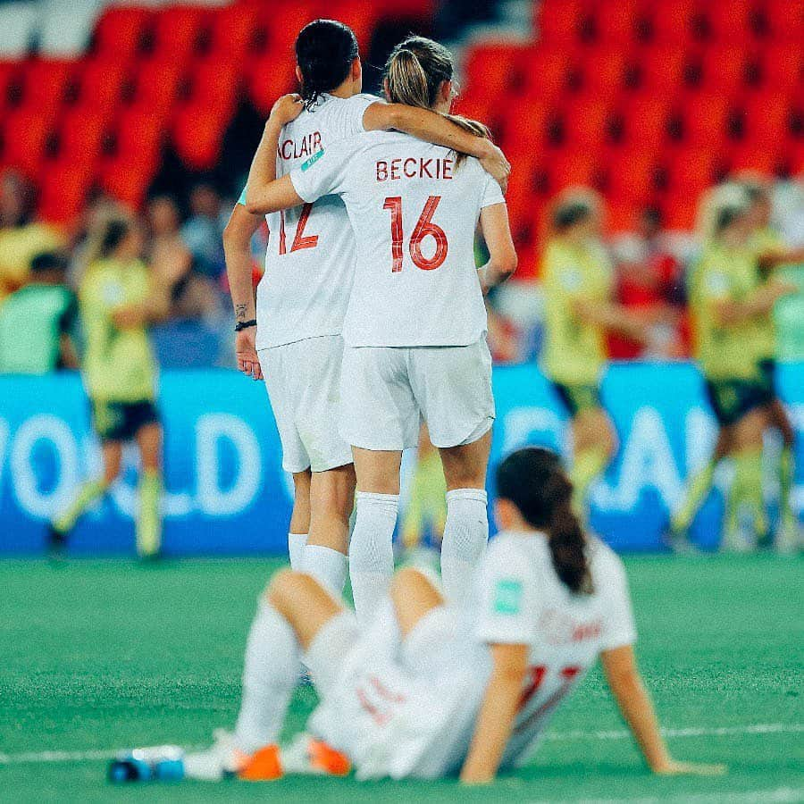 マンチェスター・シティFCさんのインスタグラム写真 - (マンチェスター・シティFCInstagram)「Courageous in defeat 💙 #FIFAWWC #mancity」6月25日 7時04分 - mancity