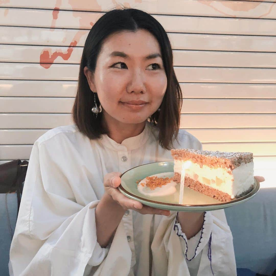 フリーディアさんのインスタグラム写真 - (フリーディアInstagram)「Fun girls evening and  celebrating a birthday! What a yummy night. Grateful for these times. #girltalk #funtimes #girls #pizza #pasta #dtla 誕生日と女子会が楽しかった〜また早くみんなで会おうね〜 #女子会 #ピザ #パスタ #ロスアンゼルス #ダウンタウン」6月25日 6時57分 - friediamn