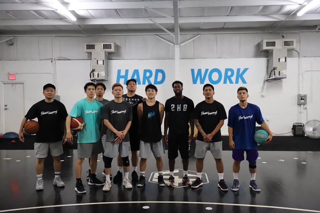 矢野良子のインスタグラム：「SHOEHURRY! PRO CAMP 2019 in Florida  2月に自身も参加したCAMP  今回は、プロ選手達と共に サポートスタッフとして。  @rhymes_sports_consulting @masa9com @coachmarkjapan @kpyon9306  @t.kosuke_1  @shuto514  @aiki_44  @phntm_12  #SHOEHURRY #RSC #ライムズスポーツ」