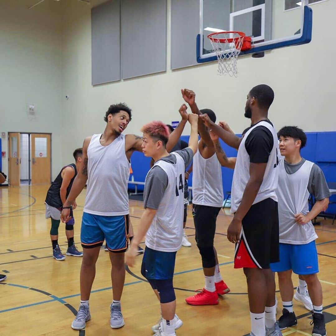 矢野良子さんのインスタグラム写真 - (矢野良子Instagram)「SHOEHURRY! PRO CAMP 2019 in Florida  今回は、プロ選手達と共に サポートスタッフとして  サポート内容 その①  初めてのカメラマン  初日は散々だったけど 日々成長  Player達の良き写真が撮れたんじゃ無いかと思います ⇧自画自賛…笑  My best one は決められないけど、、、 何枚か良かった写真をpic  @rhymes_sports_consulting @masataka_taira_9  @coachmarkjapan @kpyon9306  @t.kosuke_1  @shuto514  @aiki_44  @phntm_12  #SHOEHURRY #RSC #ライムズスポーツ」6月24日 22時54分 - ryo_yano12