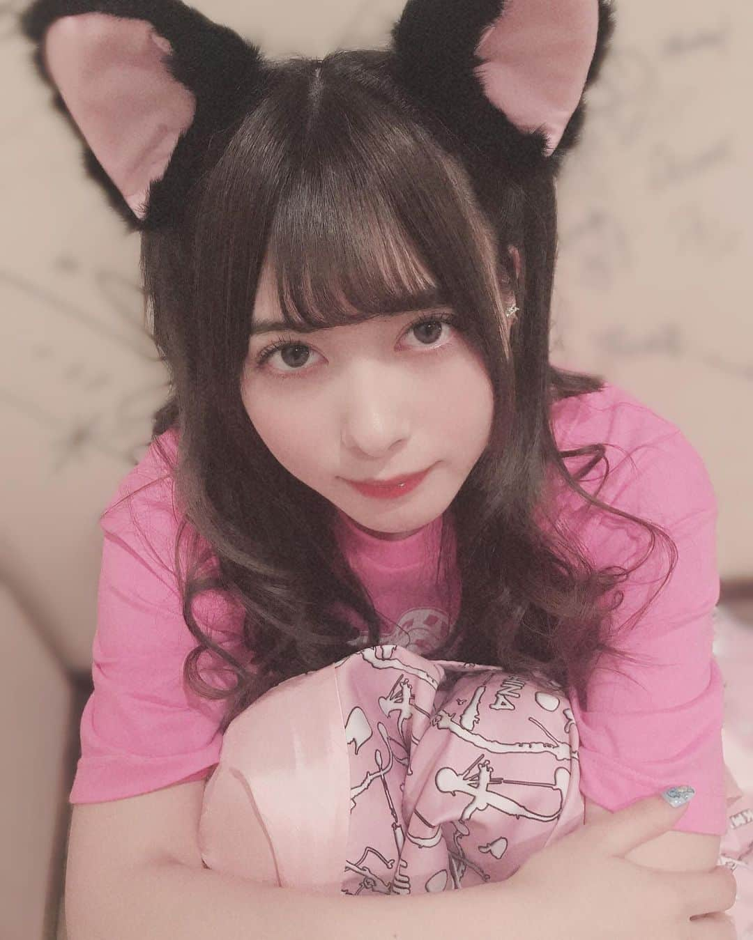 羽島めいさんのインスタグラム写真 - (羽島めいInstagram)「拾ってください感。🐱🐱 #神宿 #羽島めい #原宿 #猫 #cat #猫耳 #黒猫 #ハーフツイン」6月24日 23時48分 - mei__kmyd