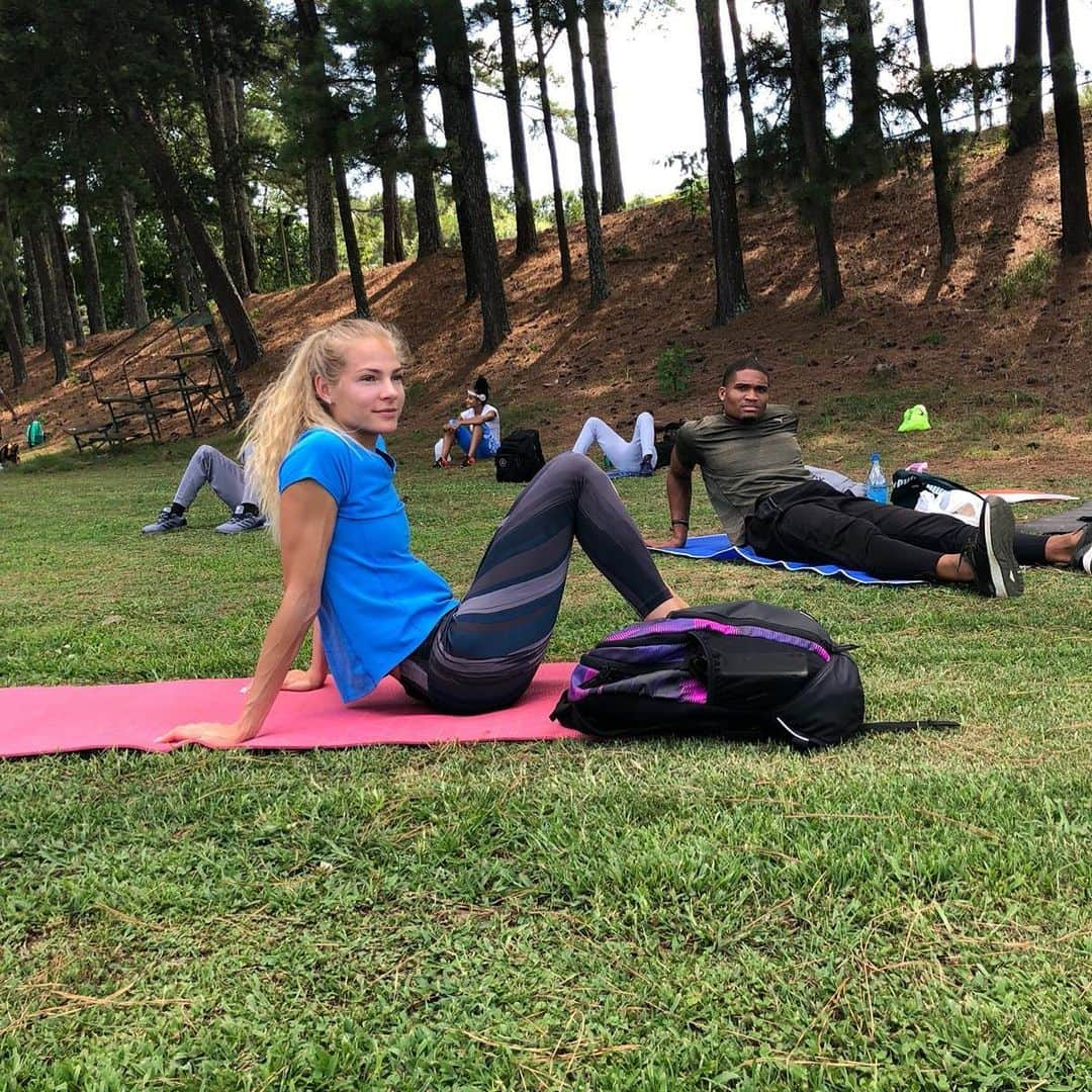 ダリヤ・クリシナさんのインスタグラム写真 - (ダリヤ・クリシナInstagram)「Looking forwards for the summer season 👀➡️ #longjump #trackandfield #nike #nikewomen」6月25日 0時12分 - dariaklishina