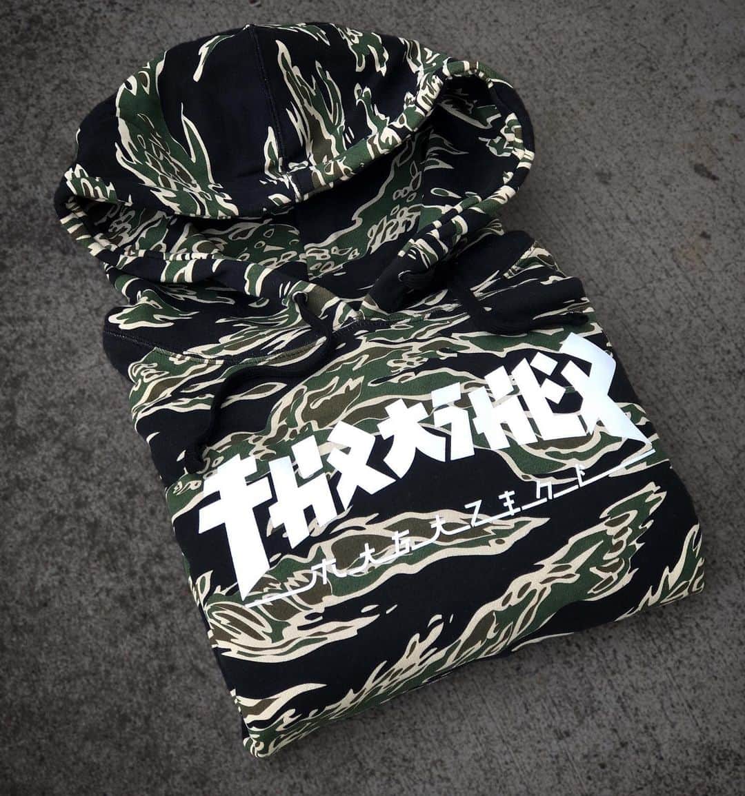 スラッシャーのインスタグラム：「Tiger camo GODZILLA hoodie now shipping to skateshops 🐅」