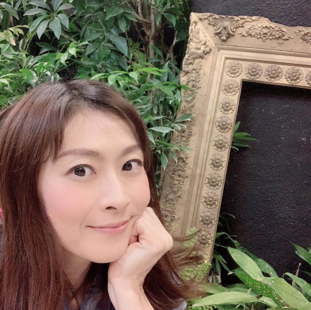 きよこさんのインスタグラム写真 - (きよこInstagram)「#人魚姫 🧜‍♀️ 連日、友人家族や仲間達もたくさん観に来てくださっていて、とても嬉しい☺️❤️ 回を重ねるごとに、年齢問わず作品全部を誰もが楽しんでくださっていることを実感しています。  明日も19:00開演です。 ぜひ来てね。 さて、これはどこで撮ったのでしょうか☺️✨ #舞台のどこかだよ」6月25日 0時59分 - kiyoco_smily