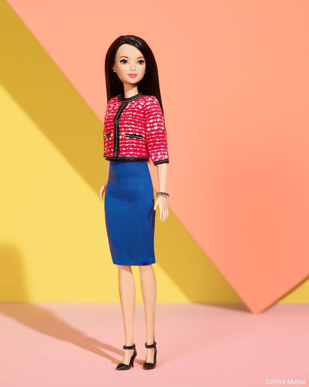 バービーさんのインスタグラム写真 - (バービーInstagram)「Let freedom dream! ❤️ ⁣ Shop the #Barbie 60th Anniversary Political Candidate Doll now! #Barbie60」6月25日 1時00分 - barbie