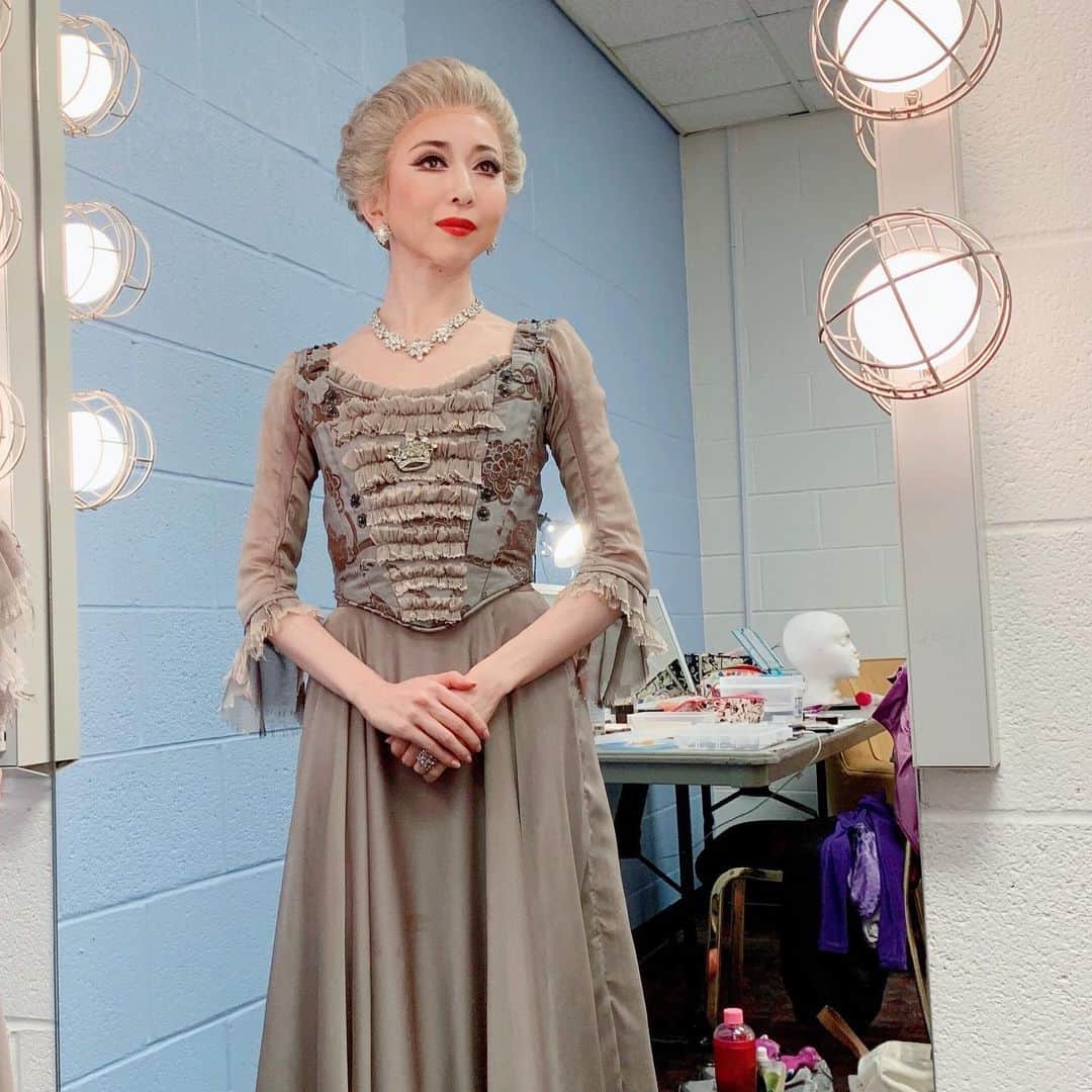 のインスタグラム：「Au revoir, Comtesse de Noailles.  #lastweekend #marieantoinette #ballerina #ballet #france #frenchhistory」