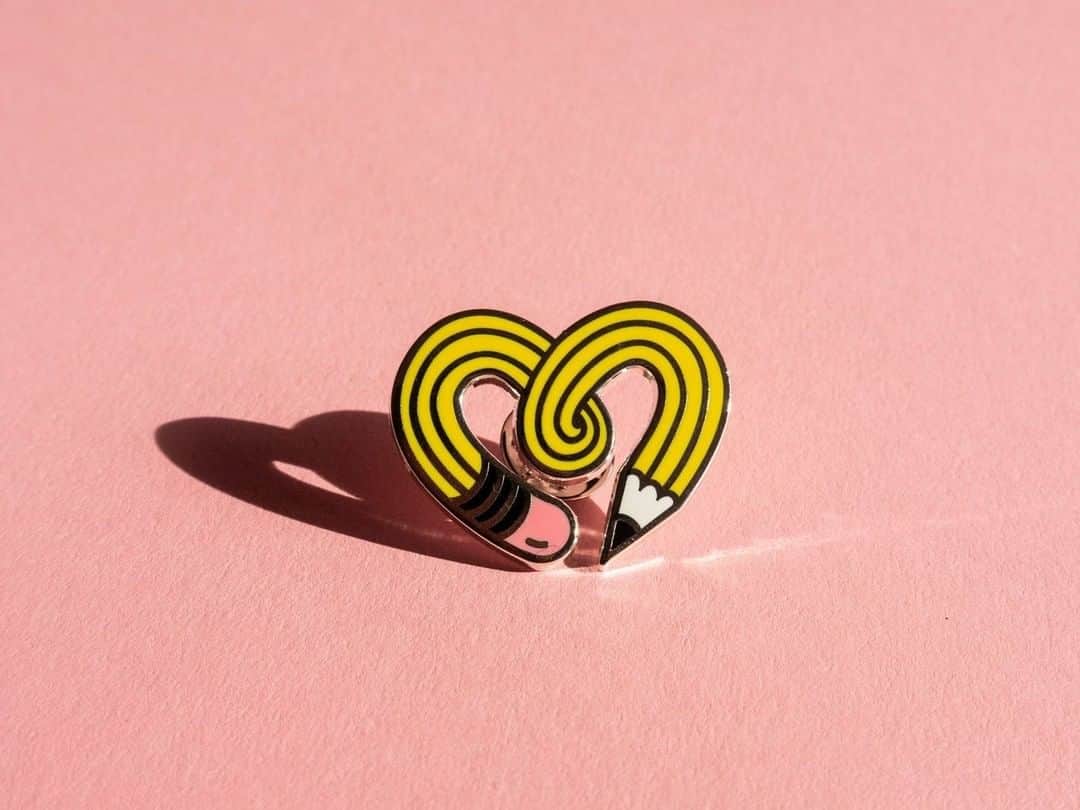 Dribbbleさんのインスタグラム写真 - (DribbbleInstagram)「Well that's just darn cute. Creative pin by @gloria.shugleva ⠀ ⠀ #dribbble #dribbblers #design #illustration #enamelpin」6月25日 7時30分 - dribbble