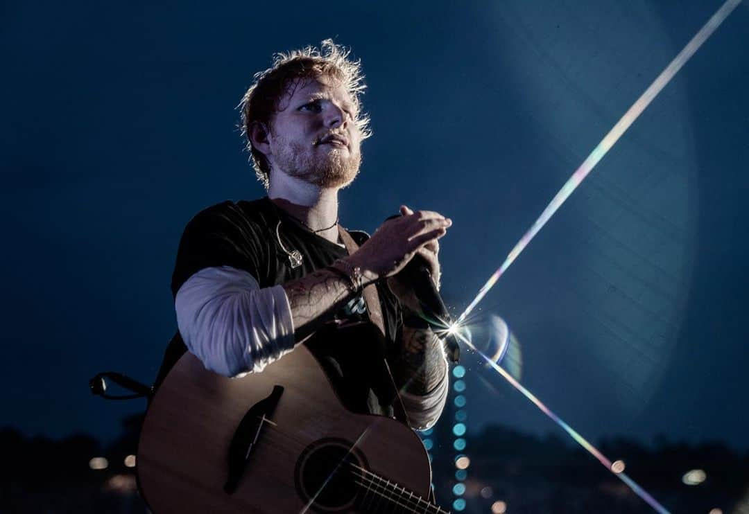 エド・シーランさんのインスタグラム写真 - (エド・シーランInstagram)「Hockenheim night #2 ! 📸 @zakarywalters #dividetour」6月25日 2時38分 - teddysphotos