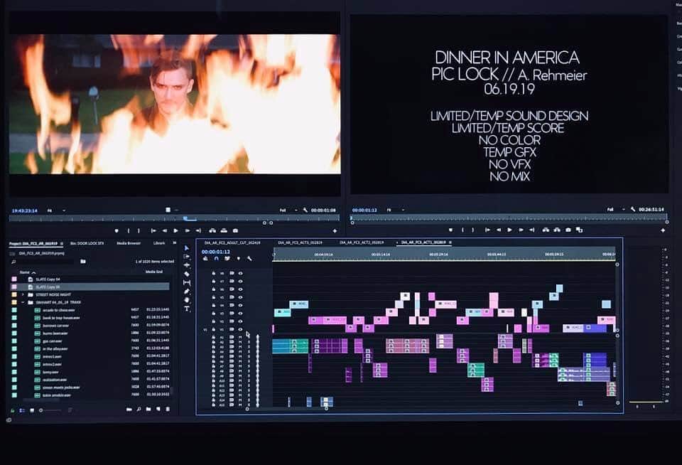 カイル・ガルナーのインスタグラム：「Dinner in America picture lock...... it’s cominggggggg (soon)」