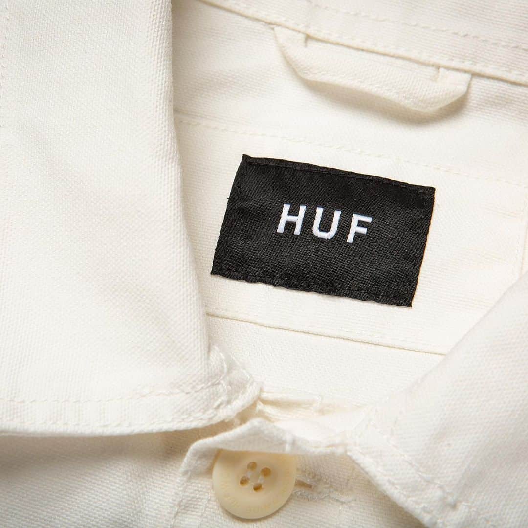 Juxtapoz Magazineさんのインスタグラム写真 - (Juxtapoz MagazineInstagram)「“I’m like Vaughn... BODE!” Classic graffiti artist @vaughnbodeofficial has teamed with @hufworldwide on a capsule collection. One of the collabs is a customized painters jacket, with only 12 made. WE WANT TO GIVE ONE AWAY!!! • The first person to answer this question right gets a size Medium #VaughnBode custom HUF jacket: “Name 2 graffiti artists that have incorporated Bode characters into their pieces." We will DM the winner!!!」6月25日 5時23分 - juxtapozmag