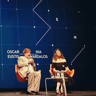 ニア・ヴァルダロスさんのインスタグラム写真 - (ニア・ヴァルダロスInstagram)「Repost @snforg Thank you for inviting Oskar Eustis of @publictheaterny and me to speak about theater, democracy and all of life’s #tinybeautifulthings. Looking forward to today’s speakers! #athens #athensgreece @cherylstrayed」6月25日 15時57分 - niavardalos