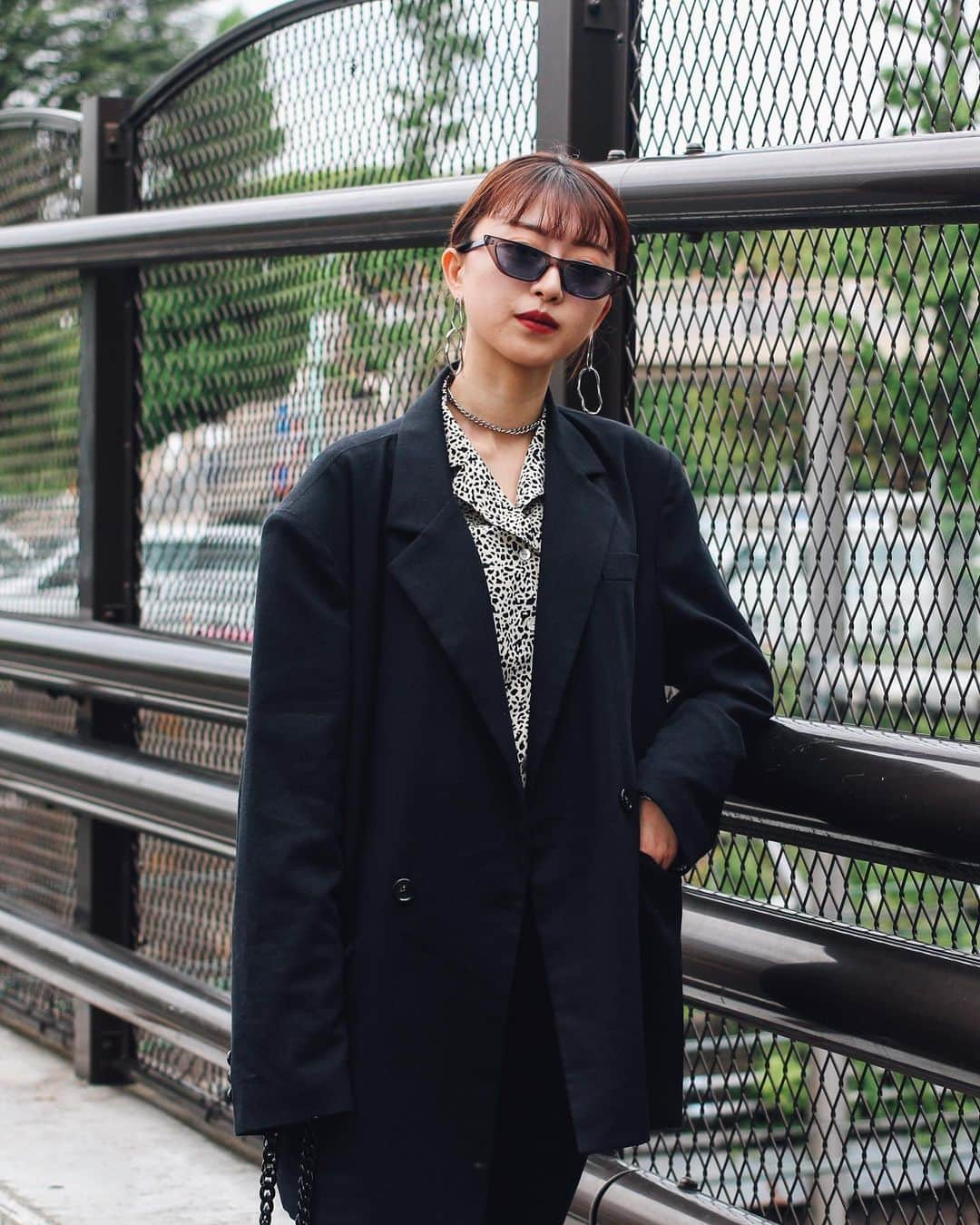 Fashionsnap.comさんのインスタグラム写真 - (Fashionsnap.comInstagram)「【#スナップ_fs】 Name 正谷 莉菜  Jacket #STYLENANDA Shirt #SLY Pants #FIGandVIPER Bag #LAGUAGEM Shoes #FIGandVIPER Eyewear #LAGUAGEM  #fashionsnap #fashionsnap_women」6月25日 16時18分 - fashionsnapcom