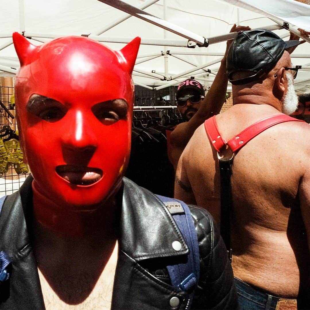 VICEさんのインスタグラム写真 - (VICEInstagram)「Photographer Matt Van Anderson has been documenting the largest outdoor leather and kink festival on the east coast—and his changing relationship to kink—for the last 3 years.  Link in bio for the intimate photos. (NSFW) 📸: @ohsnails」6月25日 7時45分 - vice