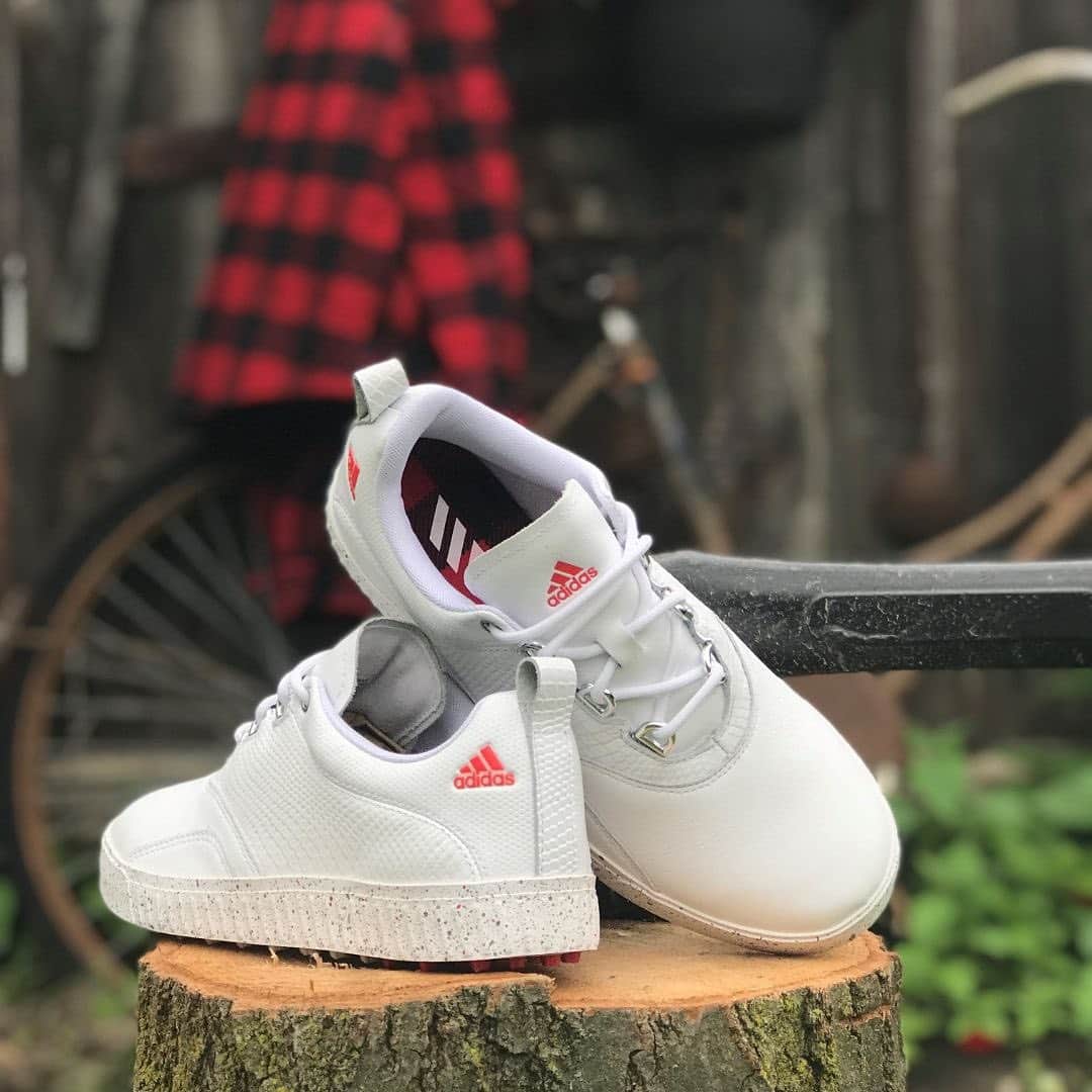 adidas Golfさんのインスタグラム写真 - (adidas GolfInstagram)「A 🇨🇦 beauty. Women’s Canada Edition #adicross PPF. Available exclusively on adidas.ca at the link in bio.」6月25日 8時01分 - adidasgolf