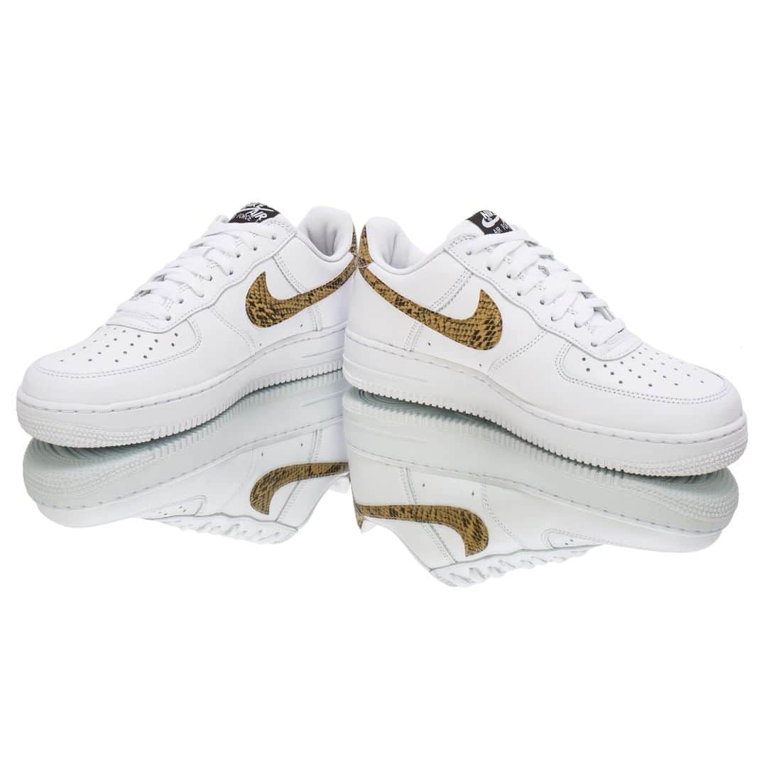 Flight Clubさんのインスタグラム写真 - (Flight ClubInstagram)「Nike opted to dive into the 90's archives to retro the elusive "Ivory Snake" Air Force 1's, 23 years after its original release.」6月25日 8時30分 - flightclub