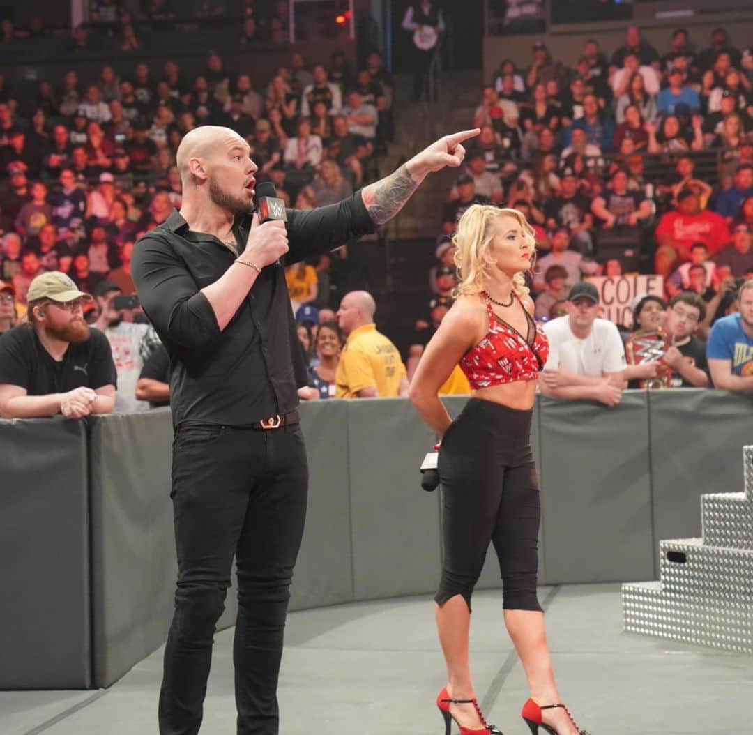 WWEさんのインスタグラム写真 - (WWEInstagram)「At #ExtremeRules, @baroncorbinwwe and @laceyevanswwe have one last chance to become champions. If they fail as a team, any future opportunity against @wwerollins and @beckylynchwwe will be no more.」6月25日 9時28分 - wwe