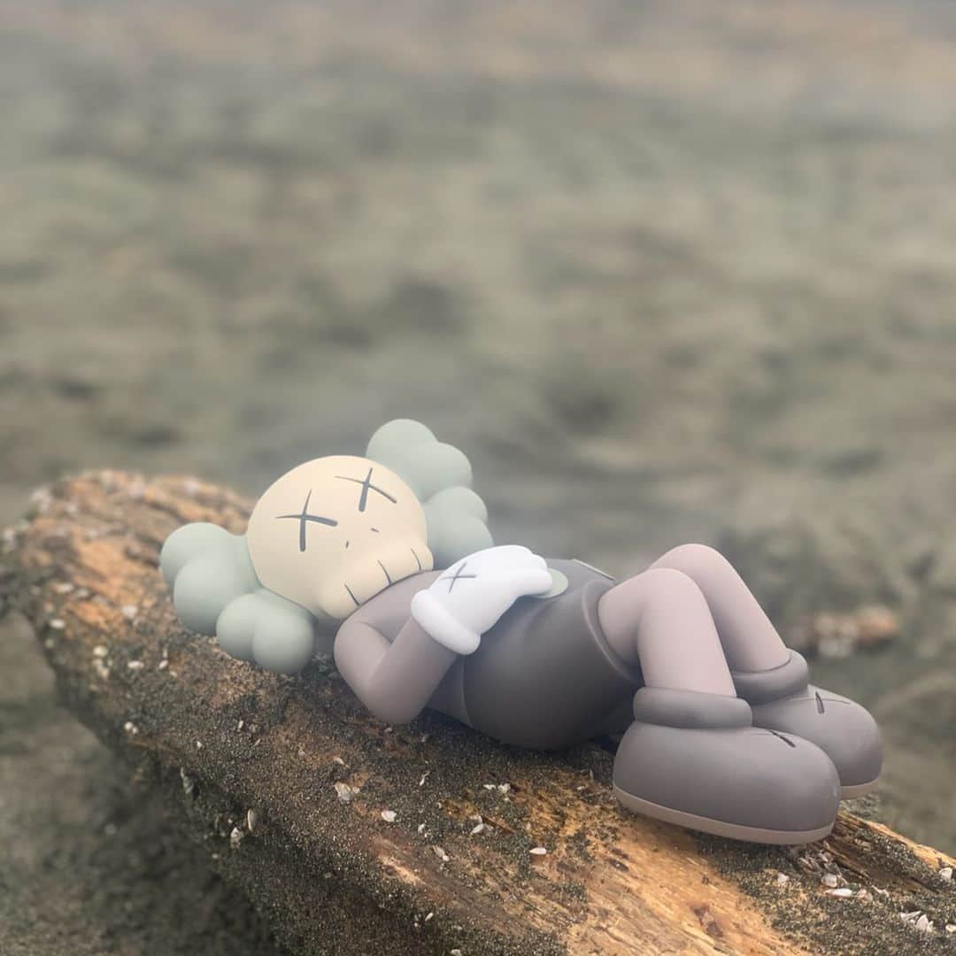 宮川大輔さんのインスタグラム写真 - (宮川大輔Instagram)「#KAWS #KAWSHOLIDAY #AllRightsReserved」6月25日 10時00分 - miyagawadai