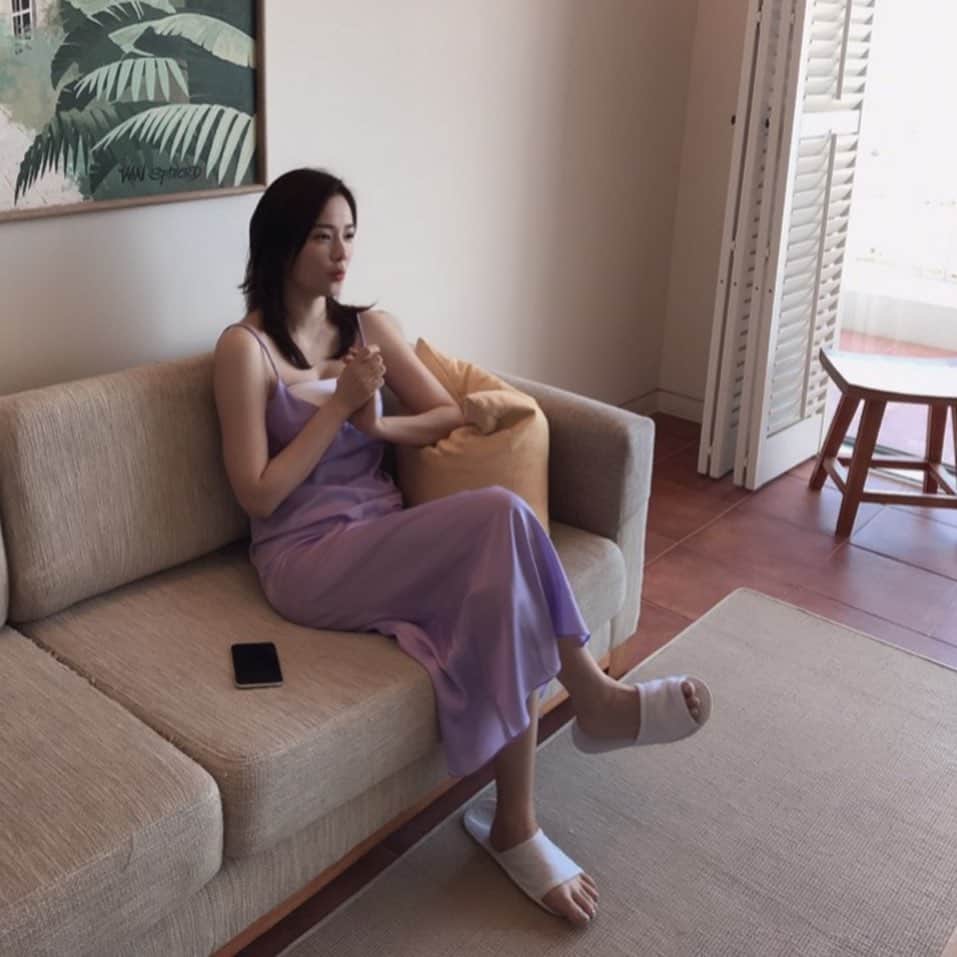 ソン・テヨンさんのインスタグラム写真 - (ソン・テヨンInstagram)「: 나 지금 발로 얘기중인거니??^^」6月25日 10時07分 - sontaeyoung_official