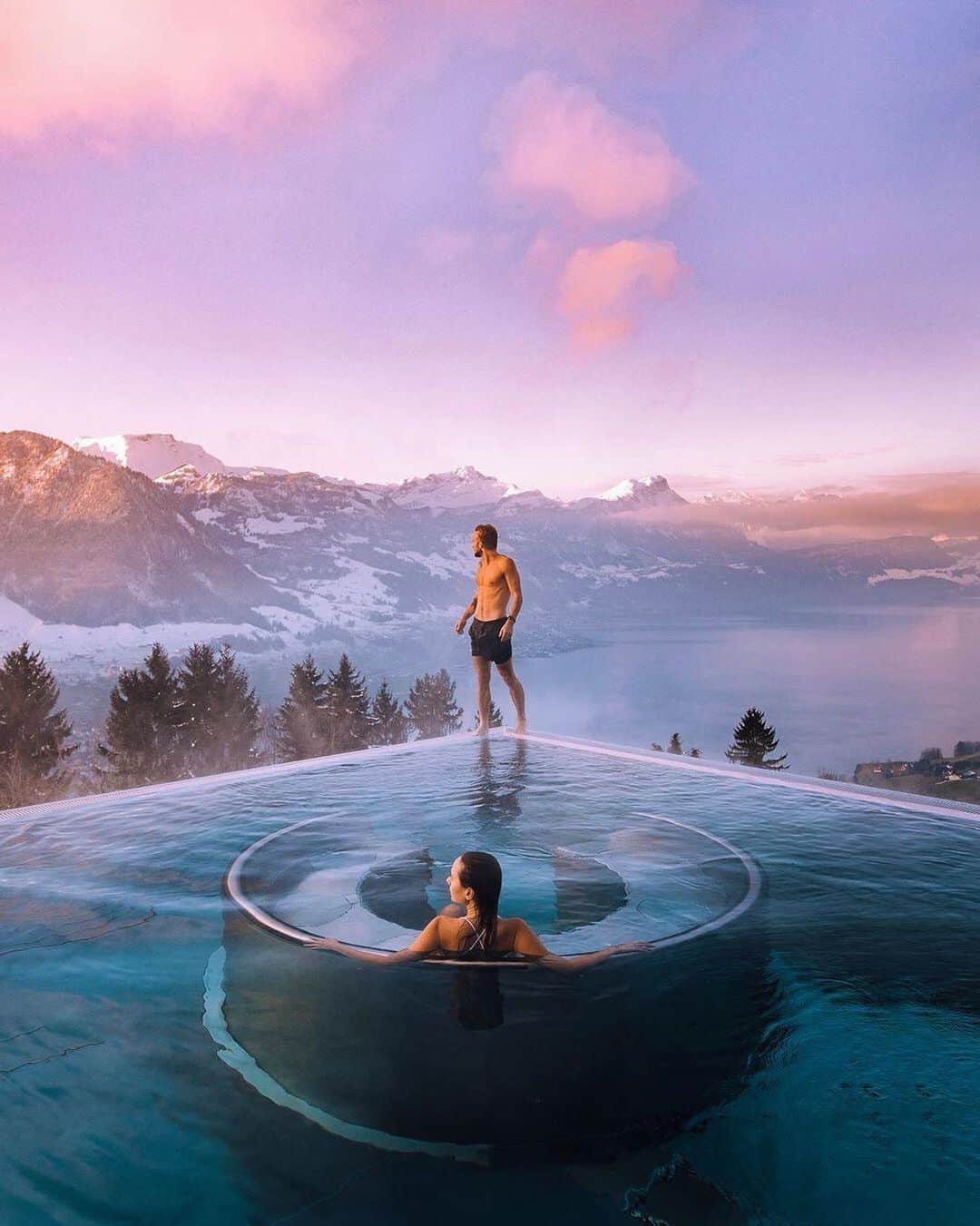 BEAUTIFUL HOTELSさんのインスタグラム写真 - (BEAUTIFUL HOTELSInstagram)「"Sunset on the edge of one of the most badass infinity pools in Europe ⚡️" Tag someone you would like to experience this infinity pool in Switzerland with! (📷: @jacob 📍: Villa Honegg, Switzerland)」6月25日 10時10分 - beautifulhotels