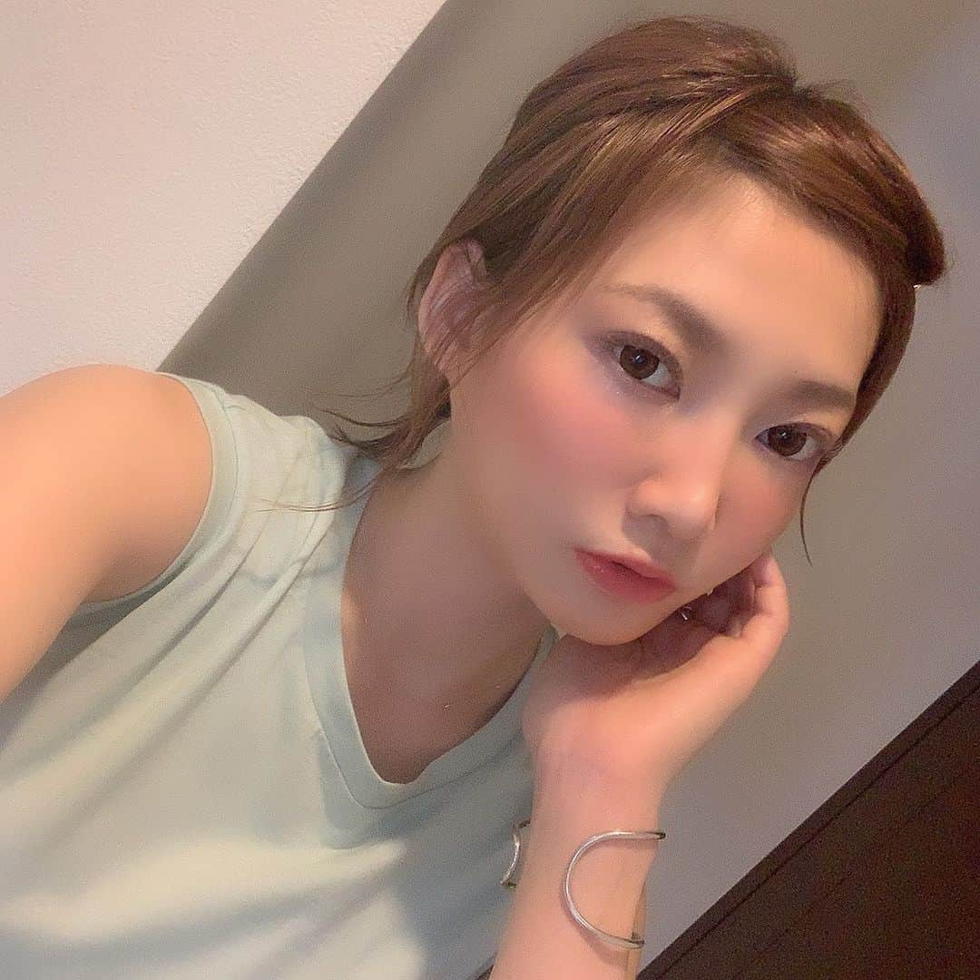 木下ゆうかさんのインスタグラム写真 - (木下ゆうかInstagram)「おでこ🤭 ️ #木下ゆうか #kinoshitayuka #木下佑香」6月25日 10時48分 - yuka_kinoshita_0204