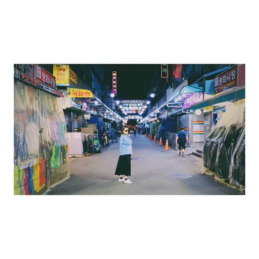 Shizukaさんのインスタグラム写真 - (ShizukaInstagram)「✴︎✴︎✴︎ 女子三人 弾丸TRIP🛩🇰🇷 . 歩き回った旅のお供は @givenchyofficial × @onitsukatigerjp . Photo by friend. - #Dream_Shizuka #DreamShizuka #TRIP #KOREA #GivenchyxTiger #OnitsukaTiger #Givenchy #GivenchyFamily」6月25日 11時33分 - shizuka_dream06