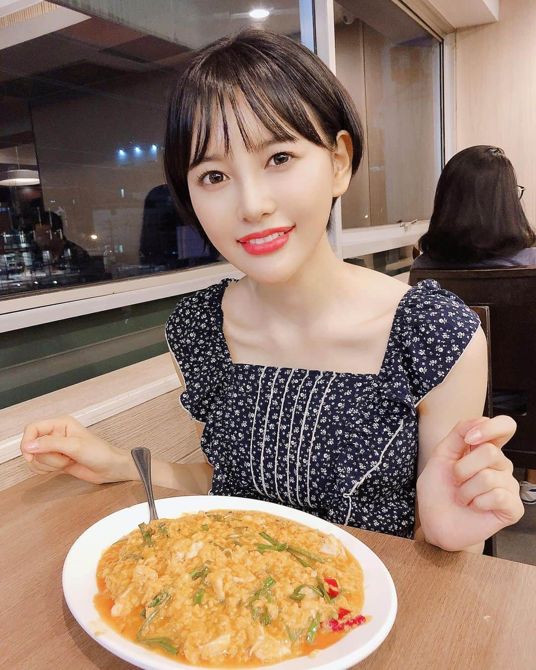 兒玉遥さんのインスタグラム写真 - (兒玉遥Instagram)「プーパッポンカリー🍛🦀﻿﻿ これすごく美味しかった！！﻿﻿ カレー大好きなんです。週3で食べることもあるくらい！！﻿﻿ 辛くて、スパイスがいっぱい入ってるやつ大好きです。﻿﻿ 自分で作ってみたいけど、レトルトのカレーも美味しいですよね🥺💕💕﻿﻿ 作ったら報告します。﻿﻿ ﻿﻿ 皆さんは何カレーが好きですか？﻿﻿ あと、美味しいお店があったら教えてください！ ﻿﻿ Poo Pad Pong Curry !!﻿﻿ It was very delicious.  I love curry♡ ﻿﻿ Sometimes I eat three times a week.  I would like to make it myself someday, but instant is also delicious.﻿﻿ ﻿﻿ What kind of curry do you like?﻿﻿ ﻿﻿ #カレー #プーパッポンカリー #カレー部 #カレー大好き #いつかインドに行ってみたい #旅るっぴ」6月25日 11時36分 - haruka_kodama919