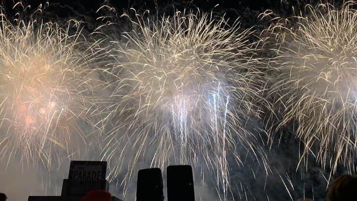 リッキー・ファウラーのインスタグラム：「Some fireworks in downtown Detroit with good friends @rocketclassic @rocketmortgage」