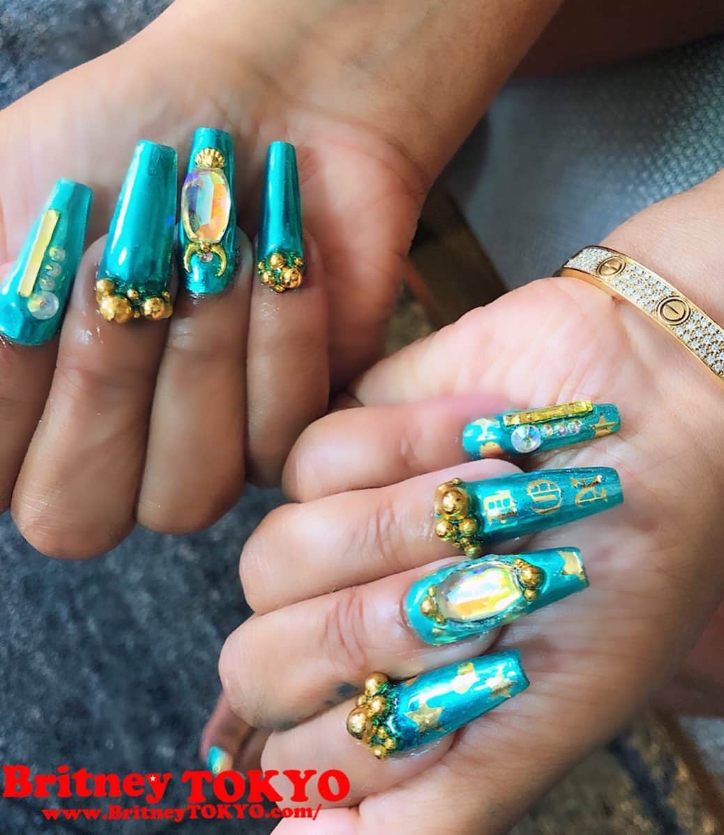 Britney TOKYOさんのインスタグラム写真 - (Britney TOKYOInstagram)「@stefflondon 💅🏻✨ for @bet #betawards  MUA💄 @iservetheface  #nailart #fashion #nails #britneytokyo #stefflondon」6月25日 11時43分 - britneytokyo