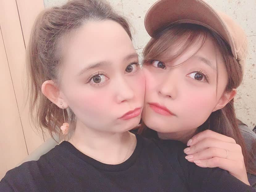 堤ゆきみさんのインスタグラム写真 - (堤ゆきみInstagram)「すきすきしおりん🥰帰国してからしゃぶしゃぶ食べたい！って言ったら一緒に行ってくれたあみーごありがとう！！！杏奈にも会えて嬉しい日❤︎」6月25日 12時27分 - yukimi_tsutsumi