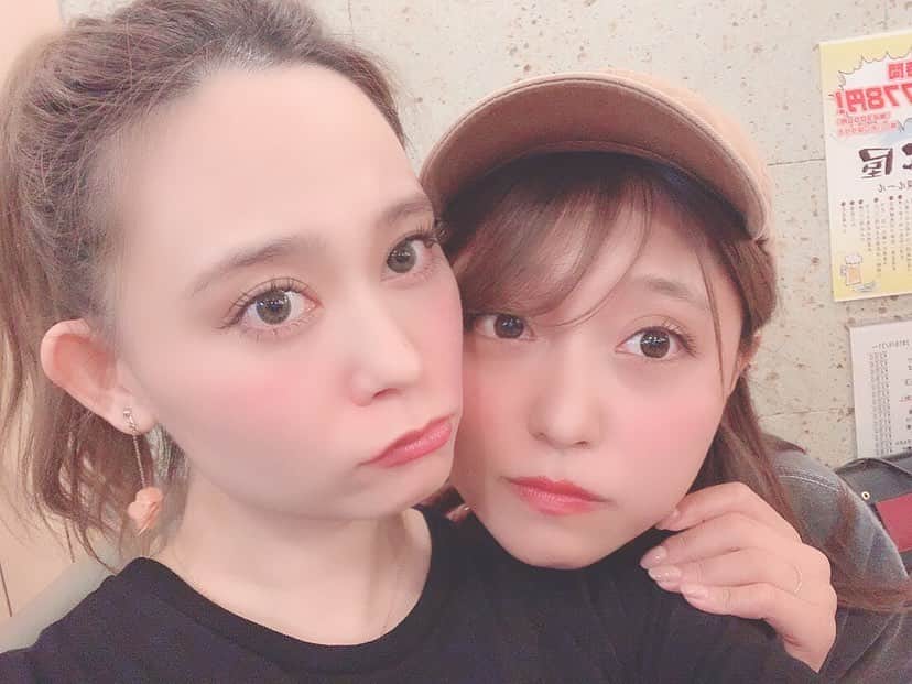 堤ゆきみのインスタグラム：「すきすきしおりん🥰帰国してからしゃぶしゃぶ食べたい！って言ったら一緒に行ってくれたあみーごありがとう！！！杏奈にも会えて嬉しい日❤︎」