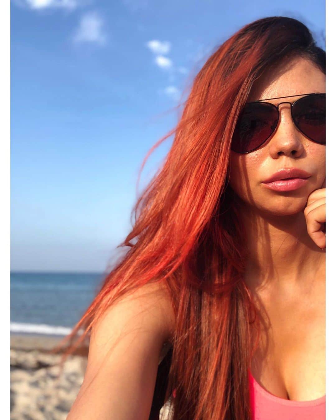 サミラ・ニコレットのインスタグラム：「bonjour beaches」