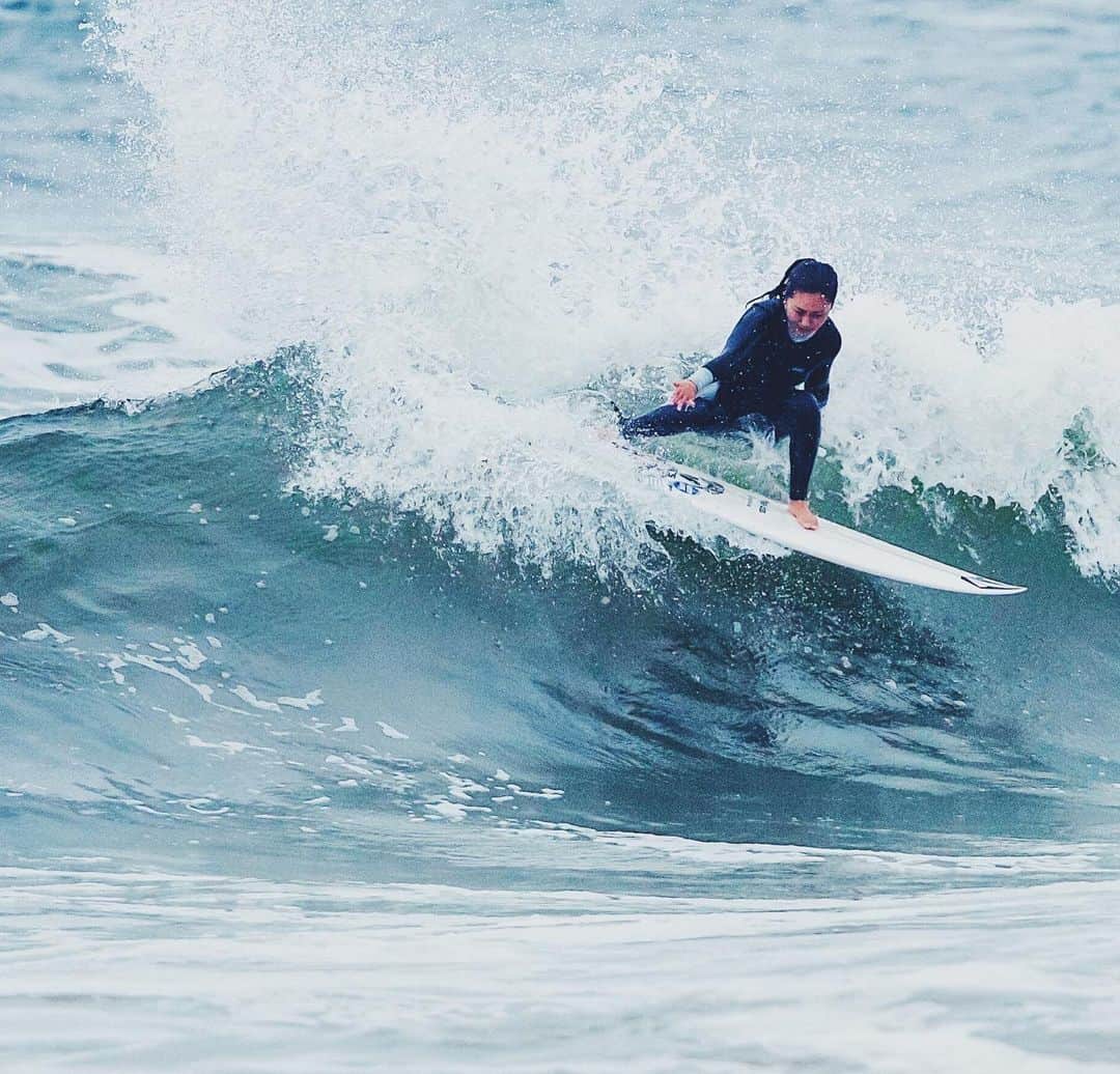 脇田紗良さんのインスタグラム写真 - (脇田紗良Instagram)「Surf surf surf  Pc: @yasushi_photos」6月25日 12時50分 - sara_wakita1010