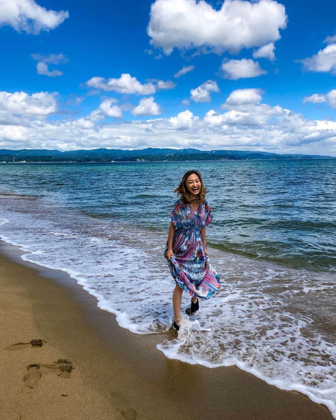 近藤あやさんのインスタグラム写真 - (近藤あやInstagram)「富山で一足早く、 夏始めてます🌞🌈✨🌴😆💕 . #富山 #toyama #氷見  #夏の行楽大事典 #2019」6月25日 13時00分 - doraemontoaya