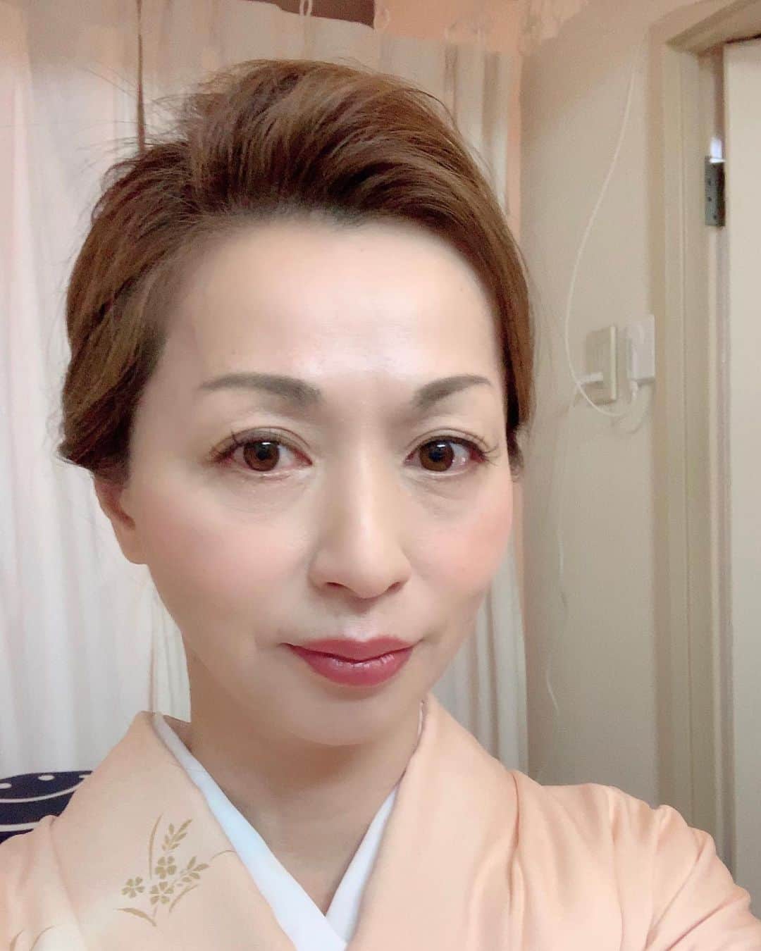 佐藤真理子のインスタグラム：「#アラフィフモデル #ミセスモデル #着物ヘア #着物モデル #animatomodel #モデル事務所  #モデル募集中 #モデルさんと繋がりたい #アラフィフコーデ #アラフィフ女子 #アラフィフファッション #アラフィフlife #アラフィフライフ #アラフィフ美容 #広告モデル #広告モデル募集 #エキストラ募集 #美容モデル #美容モデル募集 #cmモデル #kimono #kimonostyle #kimonogirl」