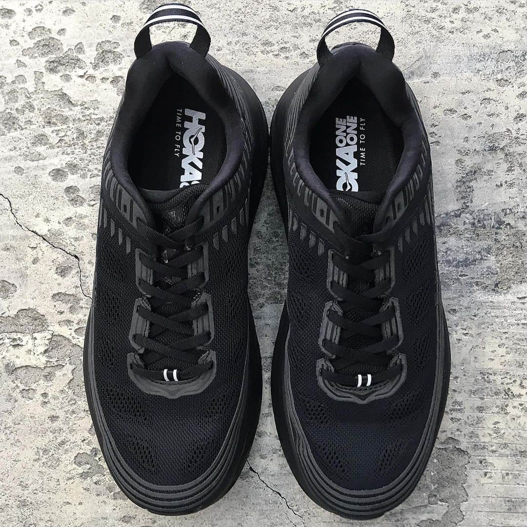 エリミネイターさんのインスタグラム写真 - (エリミネイターInstagram)「19AW HOKA ONE ONE BONDI 6 WIDE has arrived at ELIMINATOR.  Color : BLACK Sizes range : 26cm - 28cm ( inc. half size ) Price : ¥21,000 ( without tax )  #hokaoneone #hoka #function #functionaltraining #newcollection #bondi6 #torultrahi #kaha #kicks #instakicks #nicekicks #aw19 #aw19collection #19aw #menswear #mensfashion #eliminator #daikanyama #tokyo #highsnobiety #streetfashion #streetwear #streetstyle #running #runningshoes #bondi6wide」6月25日 13時46分 - eliminator_tokyo