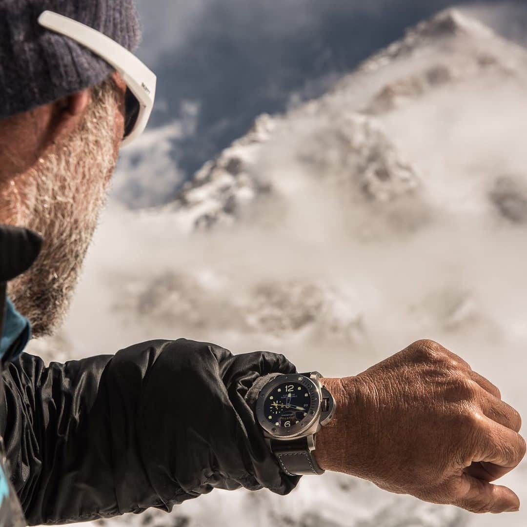 オフィチーネ パネライさんのインスタグラム写真 - (オフィチーネ パネライInstagram)「Beyond the extreme.  Panerai is supporting @mikehornexplorer on his third attempt to reach the summit of the most amazing mountains in the world, the mighty K2.  #Panerai #MikeHorn #Pole2Pole #K2Calling #LaboratoriodiIdee  #Submersible #PaneraiSubmersible #PaneraiHeroes #PaneraiExperience #watchaddict #watchcollector #sportwatch」6月25日 17時03分 - panerai
