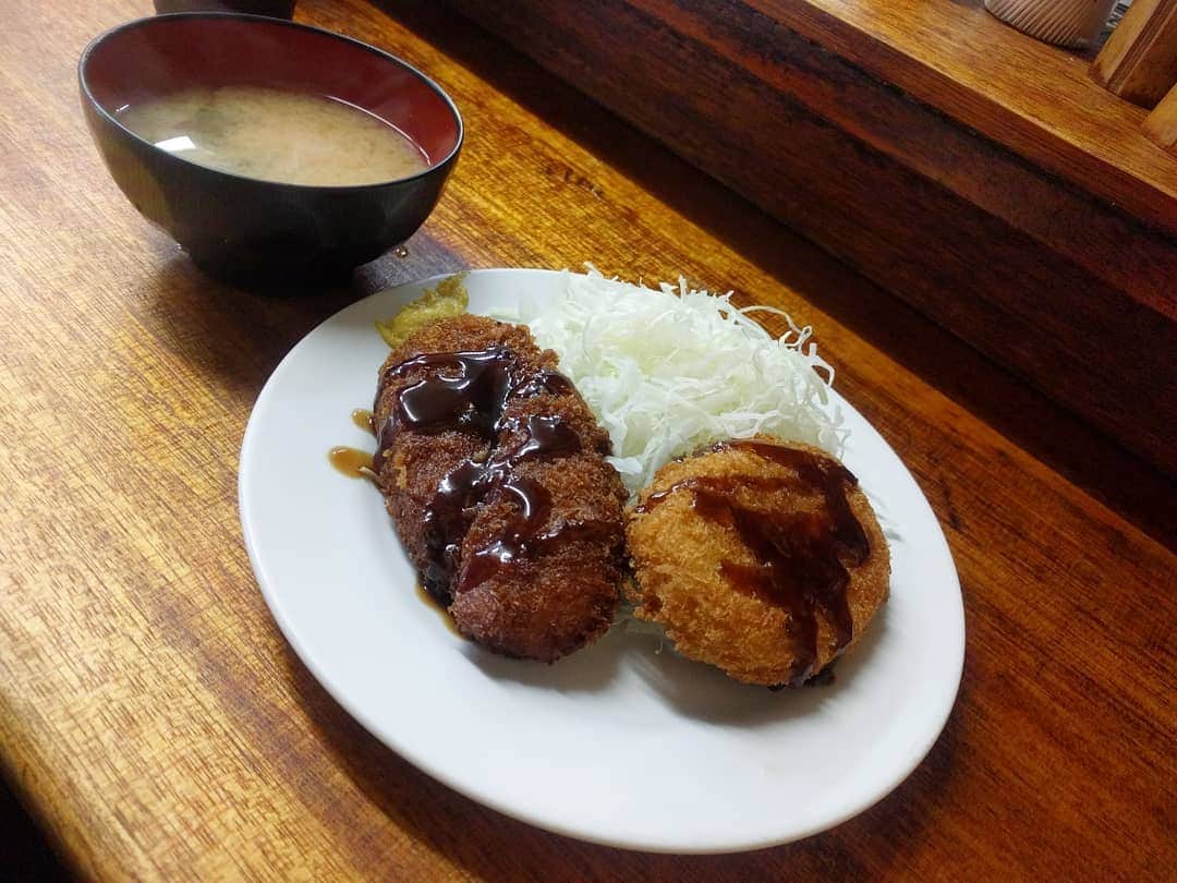 越中睦士のグルメインスタ