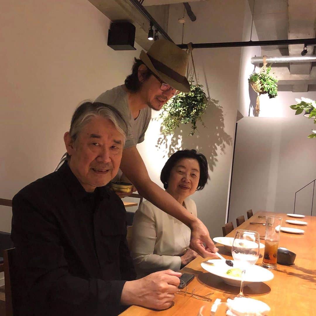 松本隆さんのインスタグラム写真 - (松本隆Instagram)「芦屋の友人と食事。この界隈のお洒落な空気はとてもいい。」6月25日 17時35分 - takashi_matsumoto_official