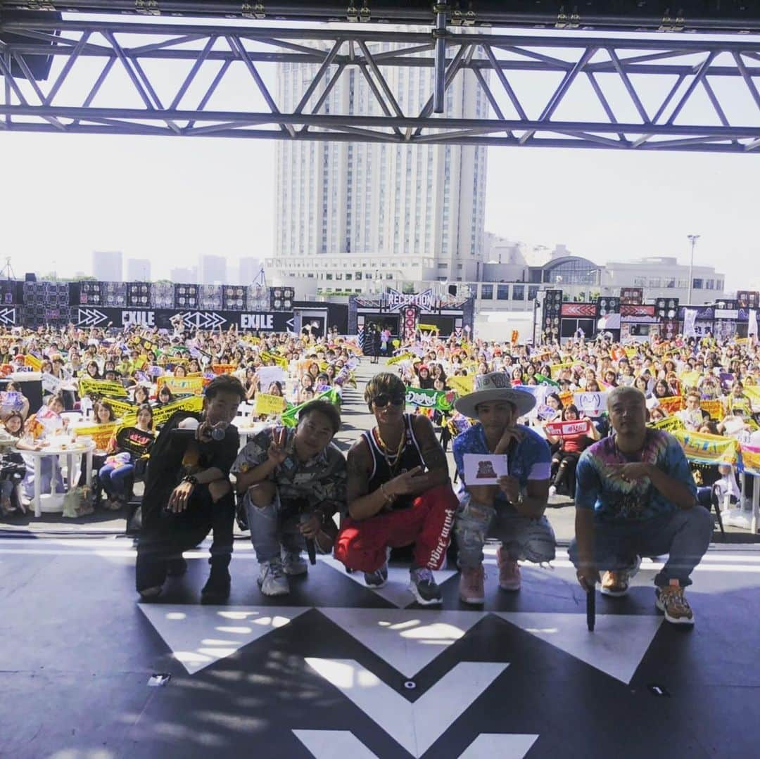 DOBERMAN INFINITYさんのインスタグラム写真 - (DOBERMAN INFINITYInstagram)「#居酒屋えぐざいる 10th ANNIVERSARY LDHオフィシャルファンクラブ会員限定プレオープンイベント終了‼️ #D6 を始めとしたFC会員の皆さんとのイベントということでいつも以上にゆる〜い感じでやらせてもらいました😁 お越し頂いた皆さんありがとうございました✨ ベストアルバム #5IVE も是非チェックして下さい‼️」6月25日 17時43分 - dobermaninfinityofficial