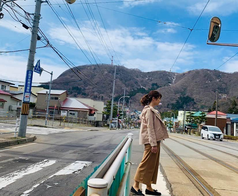 湯浅知里さんのインスタグラム写真 - (湯浅知里Instagram)「🐥✨ . . . #土曜旅館 #土曜旅館桜の間 #品川庄司 #品川さん撮影 #湯浅知里」6月25日 17時41分 - chisato.y515