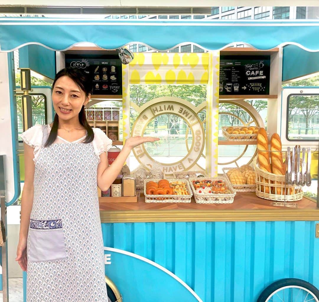 のインスタグラム：「………… 日テレ📺バゲット🥖生放送、ありがとうございました！！ ・ なんとっ！女優の✨榮倉奈々さん✨に試食していただくなんて😍夢にも思ってもみませんでした✨嬉しかったです❣️ ・ 今回ご紹介させていただいた 🍆ぬか漬けアレンジレシピ🥕はこちら！！ ・ ✨『 ぬか漬けカナッペ 』& 『 ぬか漬け白和え 』✨ ・ スタジオでも大好評だったので😍こちらのレシピも、近々、レシピアップしていきますね💕  #腸活レシピ　#菌活生活」