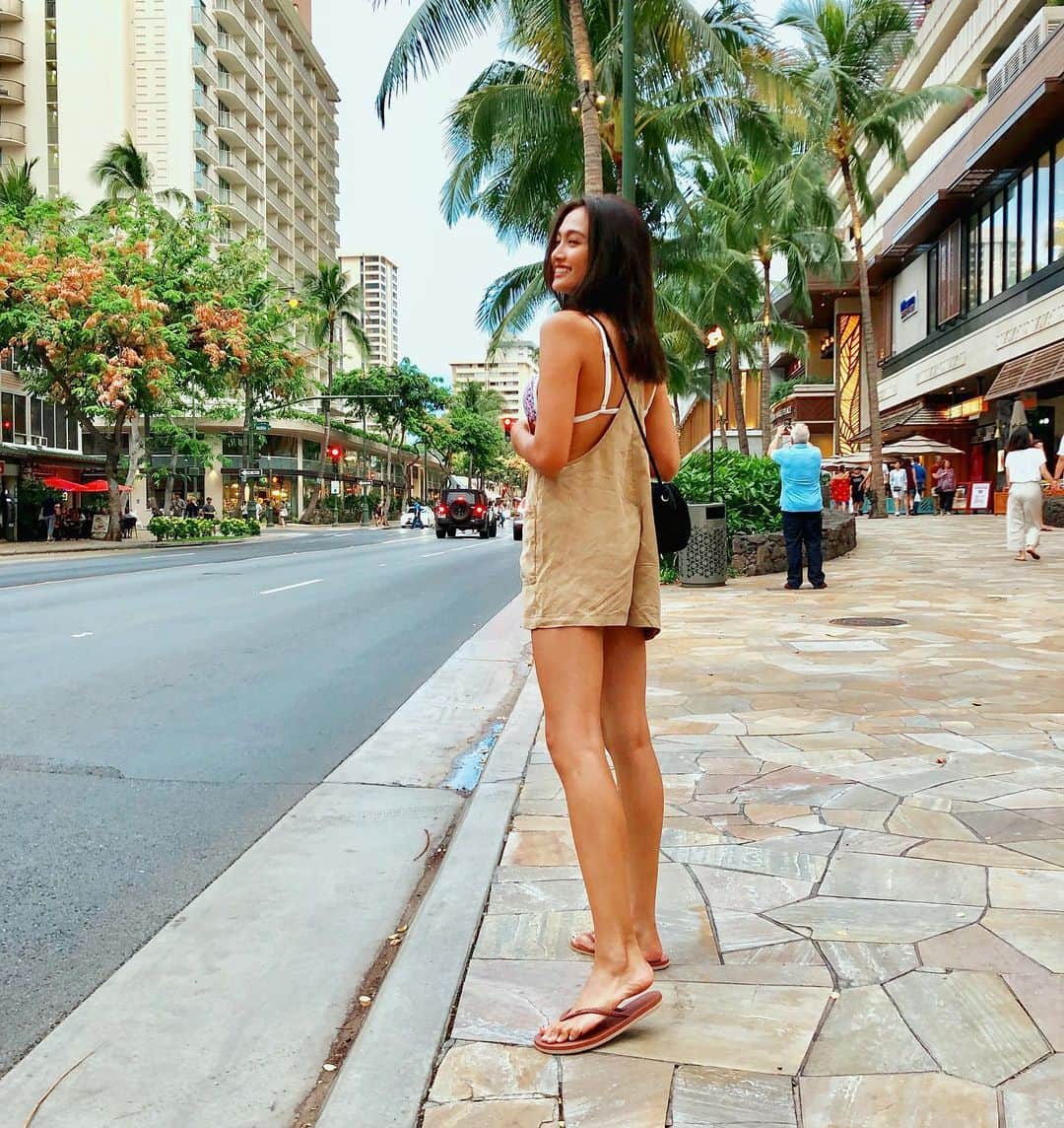 香川沙耶さんのインスタグラム写真 - (香川沙耶Instagram)「Aloha! こうして、お仕事でいつも色んなすてきな場所に行けるだけでパワーチャージされるね🏝🥰🤲🏽 なんて幸せなことだ。 #AerieREAL #エアリー #aeriejp #aerierolemodel」6月25日 17時54分 - saya.kagawa