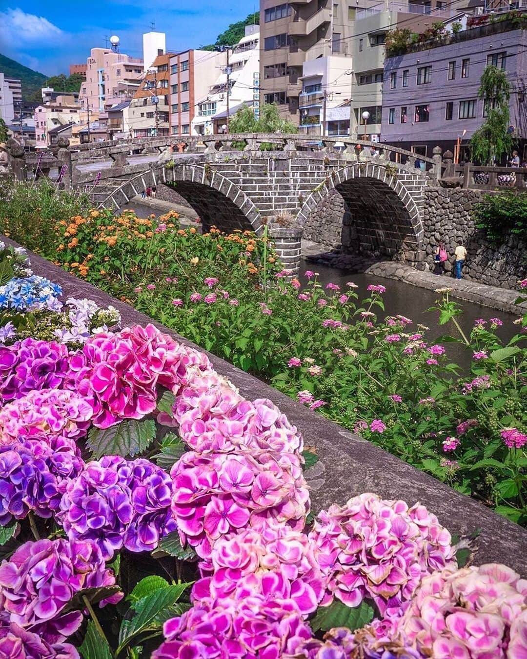 aumoのグルメインスタ