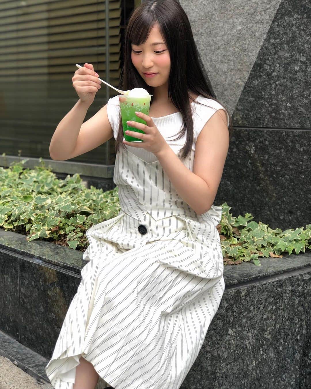栄川乃亜さんのインスタグラム写真 - (栄川乃亜Instagram)「面接の合間に...🍈 #クリームソーダ #メロンソーダ #久しぶり #美味しかった #バニラアイス #すくえない #戦い #面接 #ありがとうございました」6月25日 17時58分 - noa_eikawa