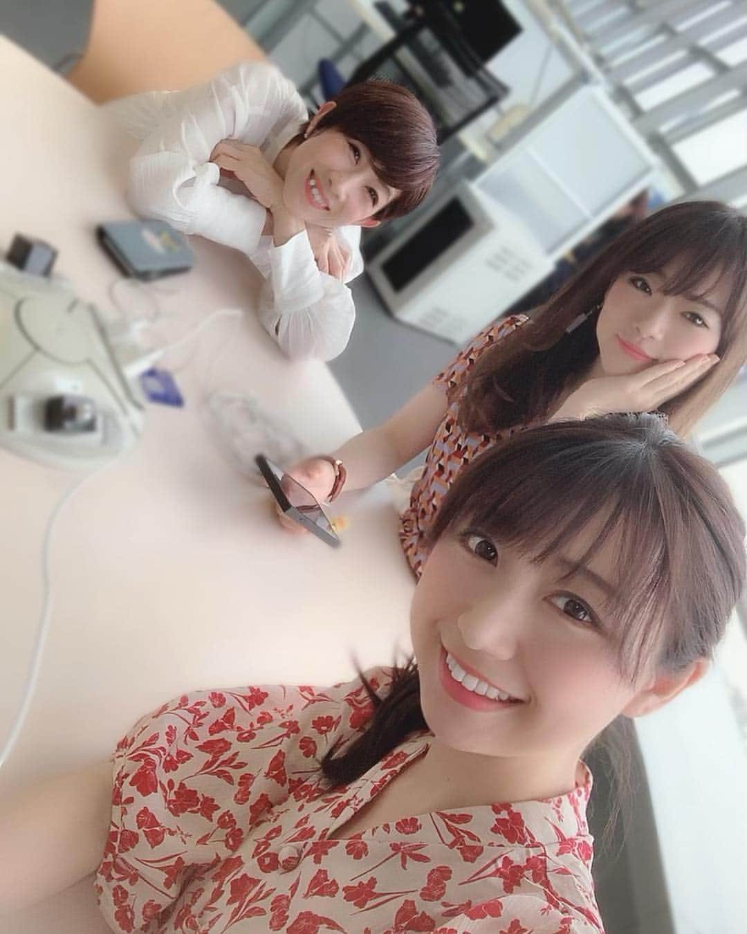 夏目樹里さんのインスタグラム写真 - (夏目樹里Instagram)「‎⁦‪#韓国‬⁩ #アズールシャープ 無事任務完了し、帰国しました〜❣️ ただいま٩(●˙▽˙●)۶ . ‎お世話になった皆様に感謝です😂✨ ‎韓国の文化に初めて触れられて貴重な経験になったな〜♪( 'ω' و(و"♪ ‎視野を広く、また気持ち新たに頑張ろう🤩💪 . ‎( ∩'-'📷⊂ )Brightさまがアクティブすぎる写真🤣笑 . 他にも色々写真撮ったから少しずつ上げていくね(⁎˃ᴗ˂⁎)🇰🇷 . . . #東大門 #明洞 #ソウル女子旅」6月25日 18時31分 - juri_azure