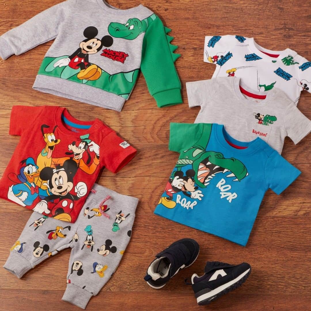 プリマークさんのインスタグラム写真 - (プリマークInstagram)「Brightening their day with Mickey Mouse, Goofy & Co 😚✨ Prices from £6/€9/$10 #Primark #PrimarkXDisney #babywear」6月25日 19時00分 - primark