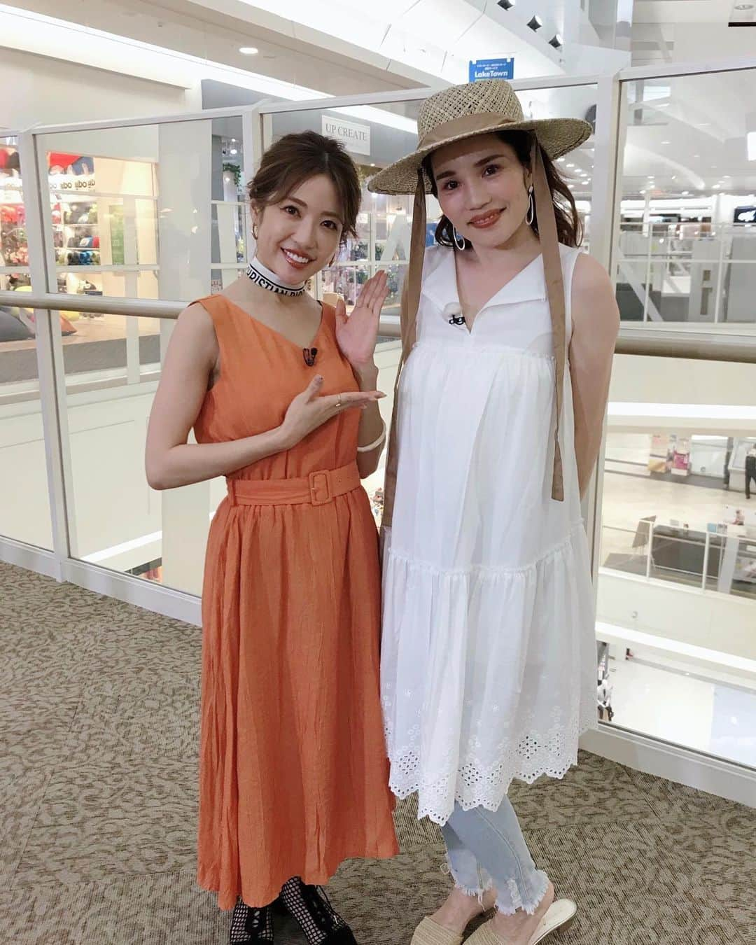 平野ノラさんのインスタグラム写真 - (平野ノラInstagram)「くみっきーちゃんがコーデしてくれたゾ👒👒👒 少女のように本日のヒルナンデス  #ヒルナンデス #コーデバトル #くみっきー ちゃんの #コーデ #少女 #二の腕必至に隠す #ぼうしギリ #ありがとうございました #平野ノラ #okバブリー」6月25日 20時19分 - noranoranora1988