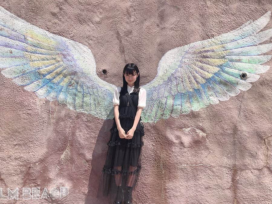 今村麻莉愛のインスタグラム：「. 糸島に行ってきました✨ ・ インスタ映え出来てるかな☺️💕 ・ 何回かに分けて載せていきますっ😙 お楽しみに✨✌🏻️ ・ ・ #糸島  #パームビーチ  #インスタ映え  #インスタ映えスポット  #hkt48 #今村麻莉愛」