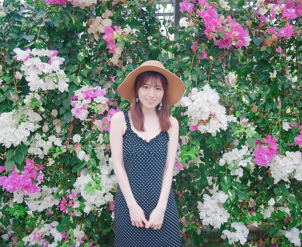 黒坂優香子さんのインスタグラム写真 - (黒坂優香子Instagram)「💐 ・ ・ 質問もらってたこの日のワンピースは ＠deicy だよ♡ ・ さらっと着られて大人可愛くて お気に入り♡ ・ ・ ちなみに帽子は @ca4la_official  です♡ ・ ・ #deicy #ca4la #ゆかこーで」6月25日 21時04分 - yukakokurosaka0606